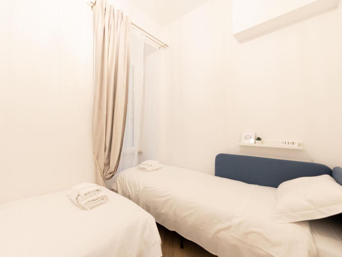 The Best Rent - Elegant Five-Bedrooms Apartment Near Colosseo Rome Buitenkant foto